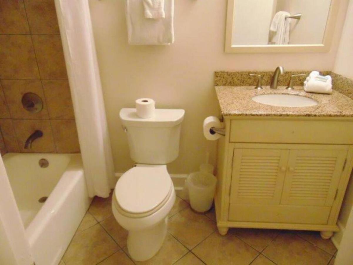 W2 Ocean Walk Resort Upstairs 2 Bed King And Two Twins Next To Back Pool St. Simons Island Εξωτερικό φωτογραφία