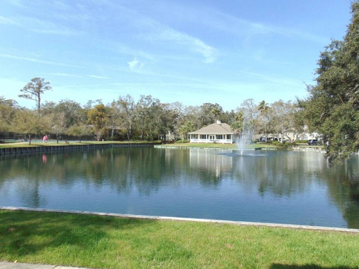 W2 Ocean Walk Resort Upstairs 2 Bed King And Two Twins Next To Back Pool St. Simons Island Εξωτερικό φωτογραφία